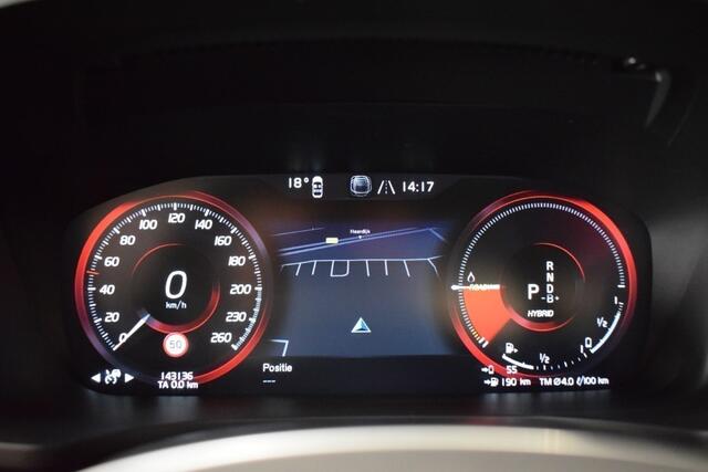 Volvo S60 2.0 Recharge T6 399pk AWD Core 69km elek./ Trekhaak 2000kg/ Adapt. Cruise/ Auto Pilot/ Stoel, Stuur en voorruit verw./ Camera