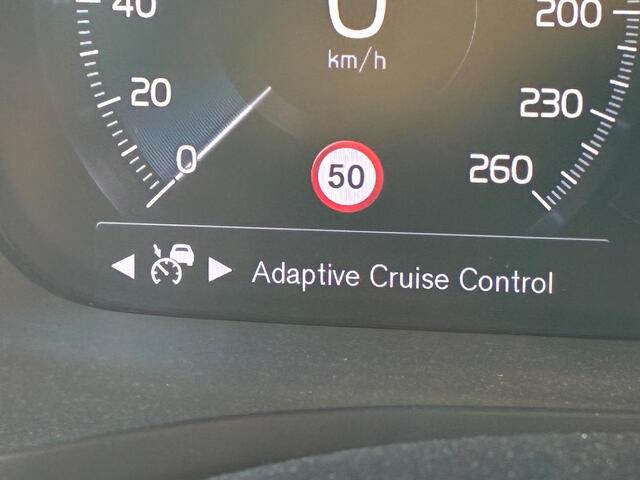 Volvo S60 2.0 B4 Inscription | Stoelverwarming voor + achter | Volvo on Call | Standkachel | Parkeercamera | Harman/Kardon | Stuurwiel verwarming |