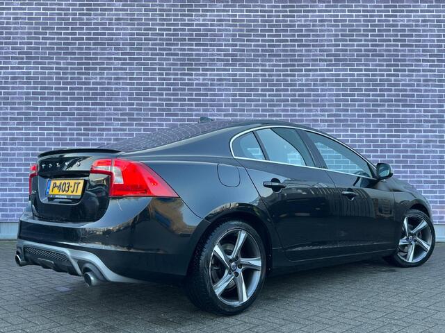 Volvo S60 1.5 T3 Summum | Trekhaak | Cruise control | Stoelverwarming | Climate control | Parkeersensoren |