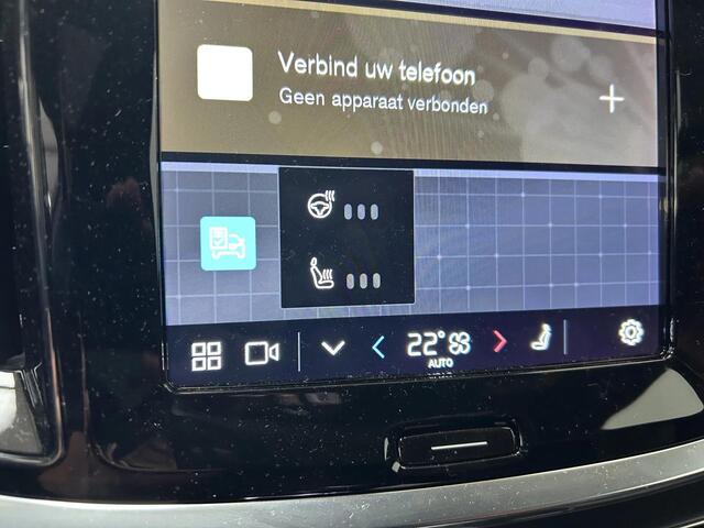 Volvo S60 Recharge T6 AWD Plus Dark | Plug-In Hybride (PHEV) | Panoramadak | Sportstoelen | Harman Kardon Audio | Stoel- en Stuurverwarming | Lichtmetalen Velgen 19 inch | BLIS | Navigatie | Apple Carplay | Android Auto