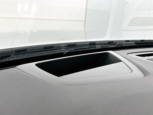 Volvo S60 2.0 T6 AWD Hybride R-Design 340PK / Harman Kardon / Lederen Int / Panorama schuifdak / Navi / Cruise-adaptief / Trekhaak / Carplay / Apk 04-2026