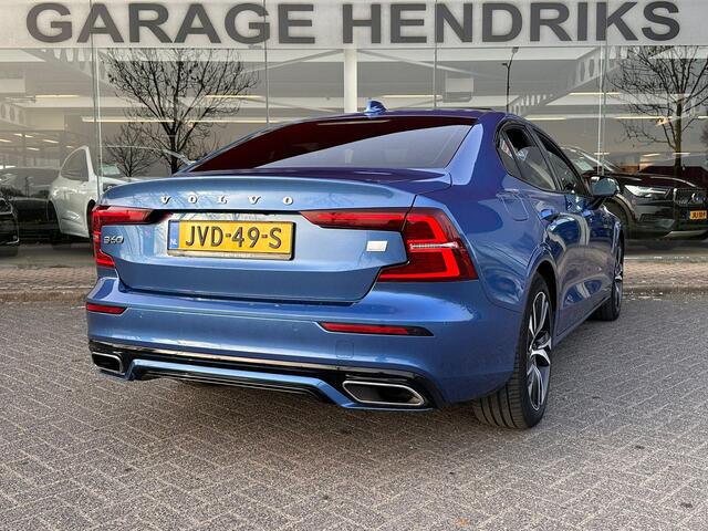 Volvo S60 2.0 Recharge T8 AWD R-Design | Panorama | Leder | LED | Trekhaak | Full Options! |