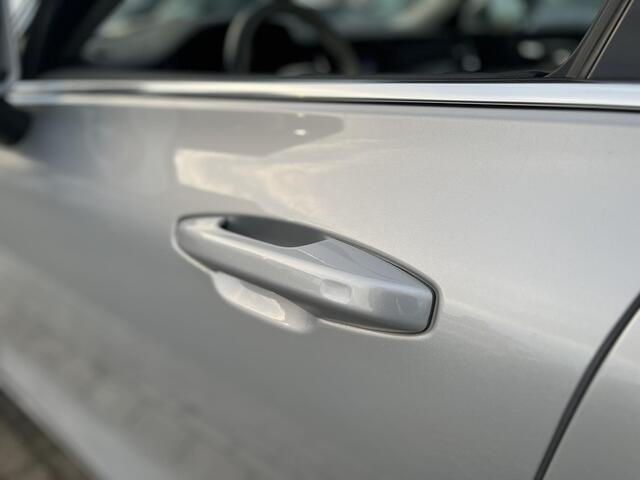 Volvo S60 Recharge T6 AWD Core | 18 Inch Velgen | Keyless Entry | Luchtfilter |