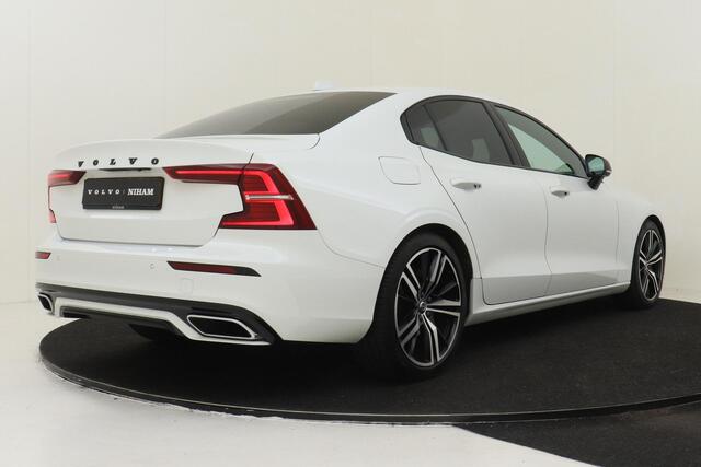 Volvo S60 B3 (M-HYBRID) R-DESIGN -HARMAN/KARDON|CAMERA|TREKHAAK|SPORTSTOELEN|ADAP.CRUISE