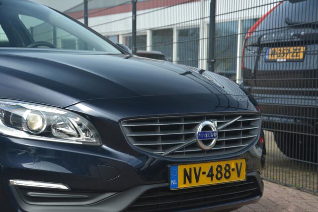 Volvo S60 1.5 T3 Nordic+ | Navigatie | Xenon | Bluetooth | Clima | Stoelverwarming | Cruise Control | NL auto !! | Nederlandse Auto 60322 NAP laatste beurt bij 58000km zeer netjes!!