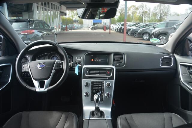 Volvo S60 1.5 T3 Nordic+ | Navigatie | Xenon | Bluetooth | Clima | Stoelverwarming | Cruise Control | NL auto !! | Nederlandse Auto 60322 NAP laatste beurt bij 58000km zeer netjes!!