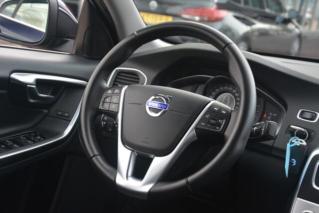 Volvo S60 1.5 T3 Nordic+ | Navigatie | Xenon | Bluetooth | Clima | Stoelverwarming | Cruise Control | NL auto !! | Nederlandse Auto 60322 NAP laatste beurt bij 58000km zeer netjes!!