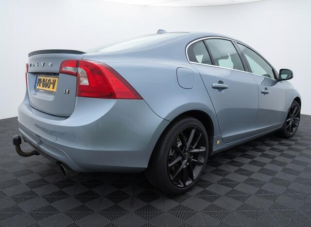 Volvo S60 2.0 T3 Nordic+ Luxury-line, Schuifdak | Leer | Trekhaak