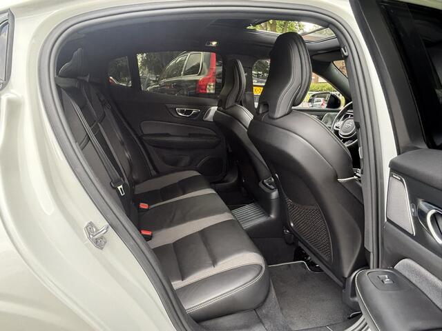 Volvo S60 T6 Recharge AWD R-Design B&W HeadUp 360 Keyless Pano