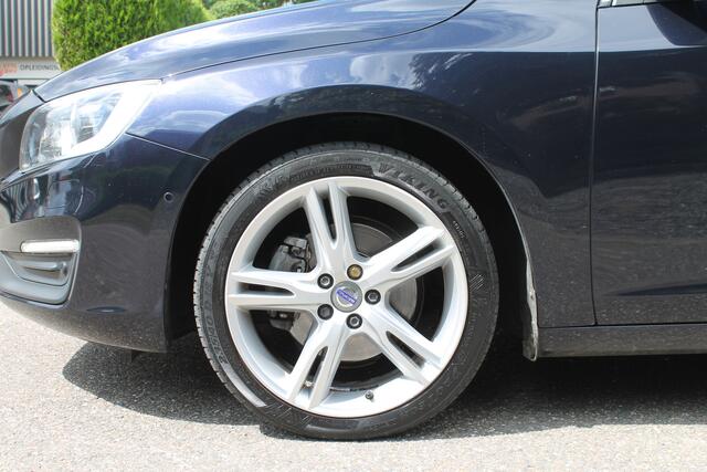Volvo S60 1.5 T2 Momentum | Trekhaak | Standkachel | CC