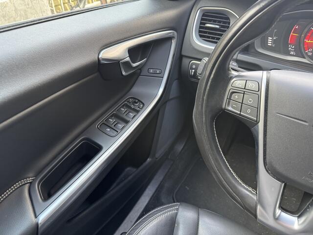 Volvo S60 1.5 T3 Polar+ Dynamic Aut., Trekhaak | 18inch | Navi