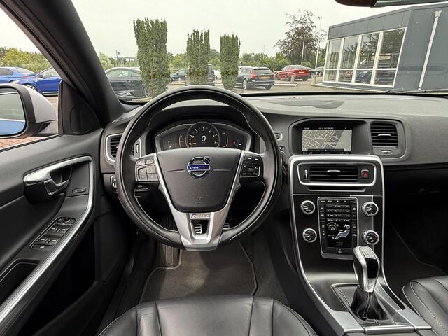 Volvo S60 2.0 T3 R-Design / Bursting Blue / 2de Eigenaar