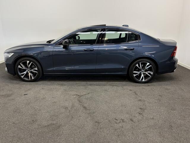 Volvo S60 2.0 Recharge T6 PHEV AWD R-Design Pano/ Adapt. Cruise/ Stuur en Stoelverw./ Navi/ LMV