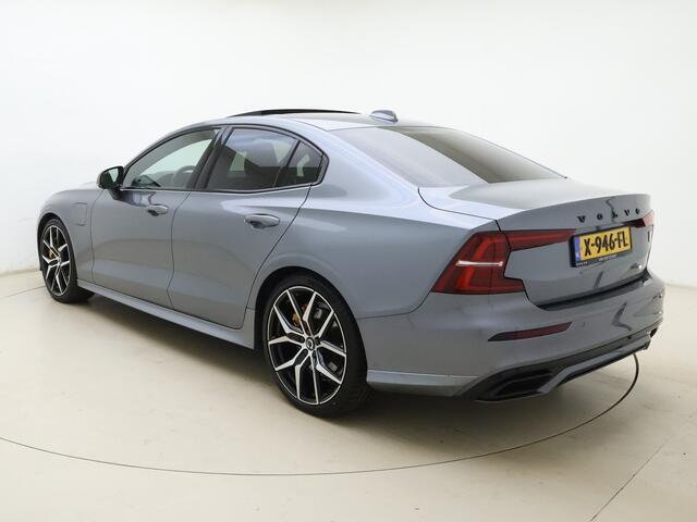 Volvo S60 T8 405pk AWD Polestar Engineered / Panoramadak / 20'' / Styling Kit / Black Pack / Harman&Kardon Audio / Head-Up / Flippers / Getint Glas / 360 Camera / DAB / Full-LED / Gelaagd Glas /