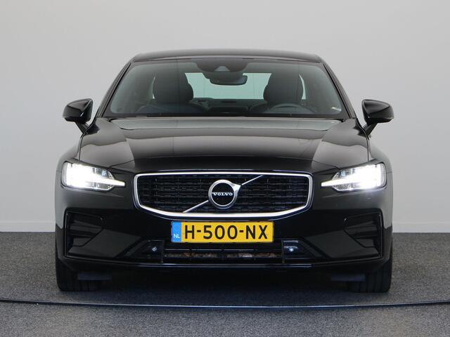 Volvo S60 2.0 T4 R-Design | Trekhaak | Elektrische Stoelverstelling met Memory | Achteruitrijcamera |