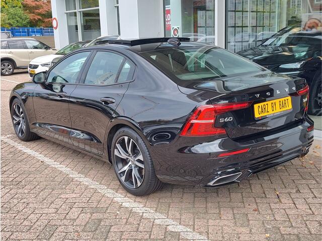 Volvo S60 2.0 T4 R-DESIGN AUTOMAAT Lederen sportstoelen | Open dak | Harman Kardon | HUD