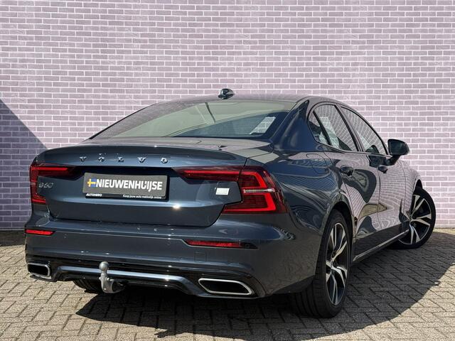 Volvo S60 2.0 Recharge T8 AWD R-Design | Trekhaak | Standkachel | Parkeercamera | Power Seat | Memory | Zonnewering | Leder | Stoel/stuurverwarming | Parkeercamera |