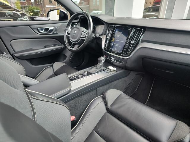 Volvo S60 2.0 T4 R-DESIGN AUTOMAAT Lederen sportstoelen | Open dak | Harman Kardon | HUD