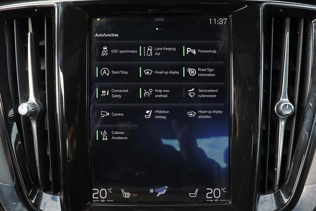 Volvo S60 T4 R-Design - Panorama/schuifdak - Parkeercamera achter - Verwarmde voorstoelen & achterbank - Parkeersensoren voor & achter - Elektr. bedienb. voorstoelen met geheugen links - Head up display - Cruise control - Inklapbare trekhaak - 19' LMV