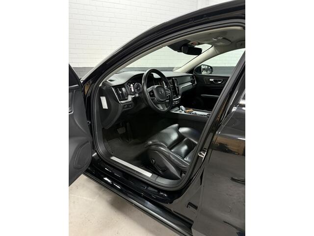 Volvo S60 2.0 B4 Inscription Nieuwe HV Accu, Keyless, Camera, Enz...
