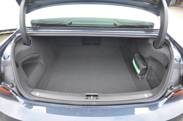 Volvo S90 B5 250PK Automaat Ultimate Bright / Adaptive cruise control/ Parkeersensoren met camera/ Harman Kardon audio, Panoramadak/ Head up display/ BLIS/ Apple carplay/ Leder dashboard