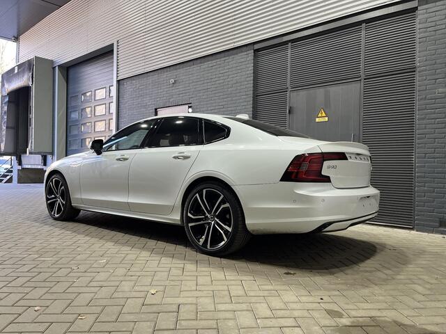 Volvo S90 T8 AWD Ultimate Dark | Long Range | Bowers&Wilkins | Luchtvering Achter | Schuif/kanteldak | Head-Up | 20 Inch