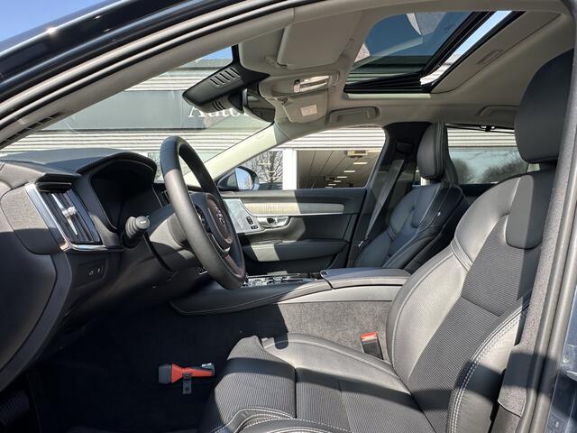 Volvo S90 2.0 T8 AWD Ultimate Bright | Luchtvering | B&W audio | Massage | HUD