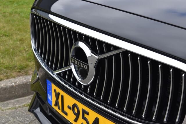 Volvo S90 T6 320PK AWD Inscription HUD | B&W | 360 Camera | Schuifdak | Luchtvering | Trekhaak | 20"LMV