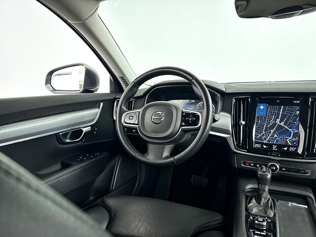 Volvo S90 T4 Aut. Momentum+ | Stoelverwarming | Apple Carplay | Pilot Assist