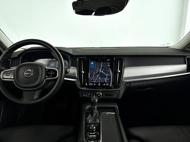 Volvo S90 T4 Aut. Momentum+ | Stoelverwarming | Apple Carplay | Pilot Assist