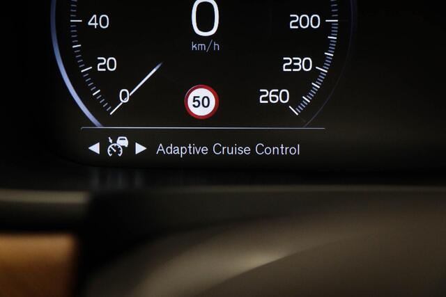 Volvo S90 2.0 T4 Business Luxury + | HEAD UP | MASSAGE | STOELKOELING | 20"