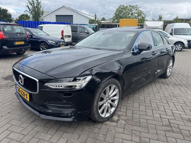 Volvo S90 2.0 T5 Momentum 2018 Schuifdak Lichte Schade