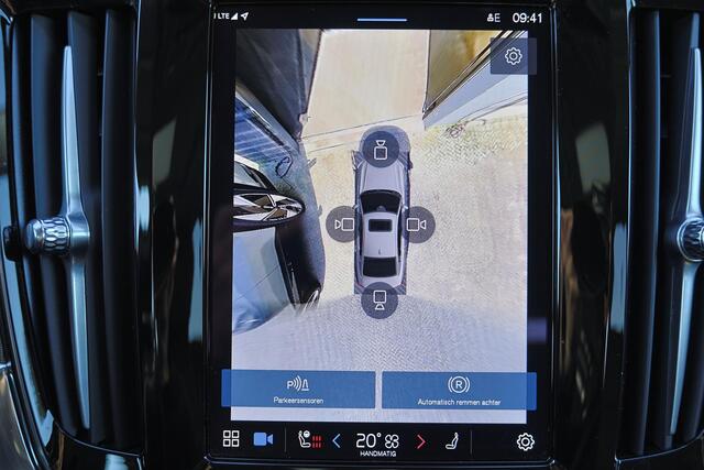 Volvo S90 T8 AWD Plus Dark - Schuif/kanteldak - IntelliSafe Assist & Surround - 360º Camera - Harman/Kardon audio - Adaptieve LED koplampen - Verwarmde voorstoelen, stuur & achterbank - Parkeersensoren voor & achter - Elektr. bedienb. voorstoelen met geheugen - Ext