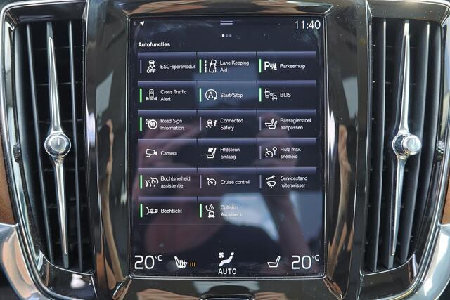Volvo S90 T4 Inscription - IntelliSafe Assist & Surround - Parkeercamera achter - Verwarmde voorstoelen - Parkeersensoren voor & achter - Elektr. bedienb. voorstoelen met geheugen - 18' LMV