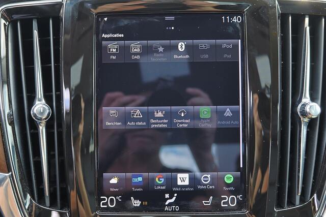 Volvo S90 T4 Inscription - IntelliSafe Assist & Surround - Parkeercamera achter - Verwarmde voorstoelen - Parkeersensoren voor & achter - Elektr. bedienb. voorstoelen met geheugen - 18' LMV