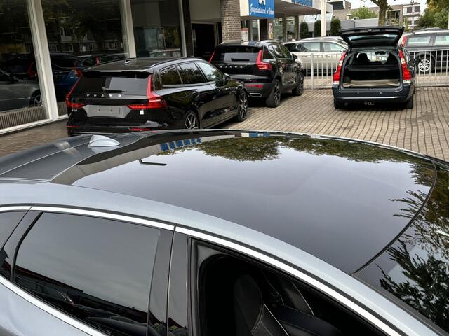 Volvo V40 1.5 T3 Polar+ Sport Panorama Harman Kardon Keyless