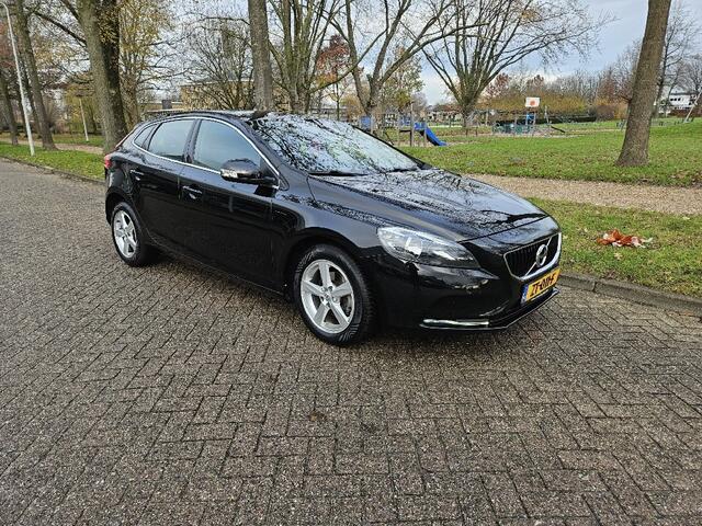 Volvo V40 2.0 D2 Momentum