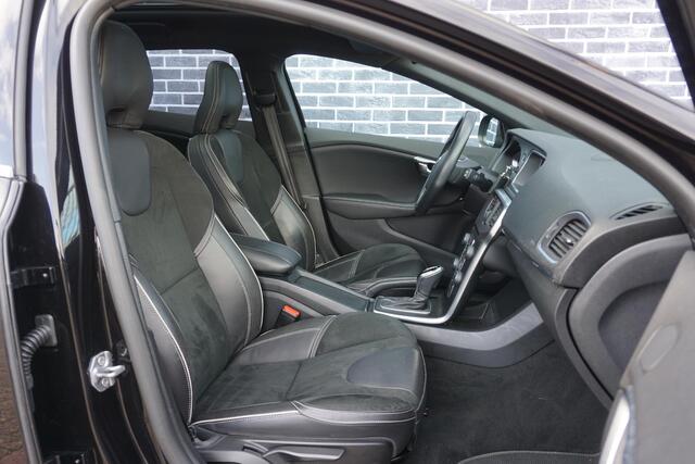 Volvo V40 1.5 T3 Polar+ Sport | Trekhaak | standkachel | Panorama dak | Harman/Kardon | Keyless entry | Stand kachel | Stoel verwarming | DAB | Trekhaak |