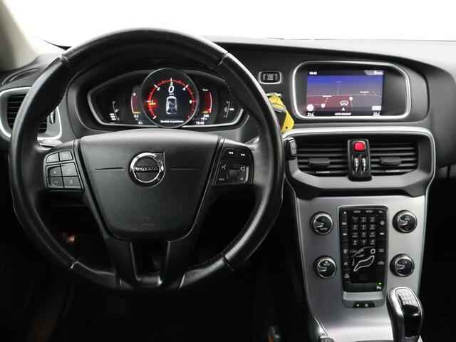 Volvo V40 2.0 D2 120 PK EURO 6 + NAVIGATIE