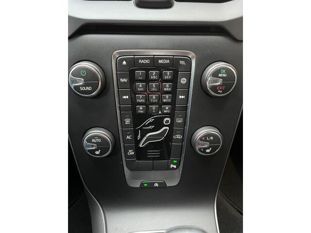 Volvo V40 Volvo V40 2.0 T2 122PK Onderhoudshistorie/PDC/Bluetooth/Navi