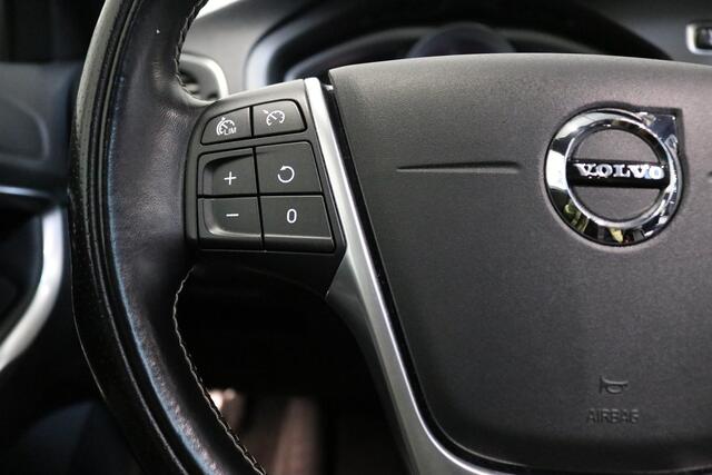 Volvo V40 1.5 T3 Polar+ Sport | 2X R DESIGN | PANO | PREM. SOUND | AUT. | DEALER OH | NL AUTO | NAP |