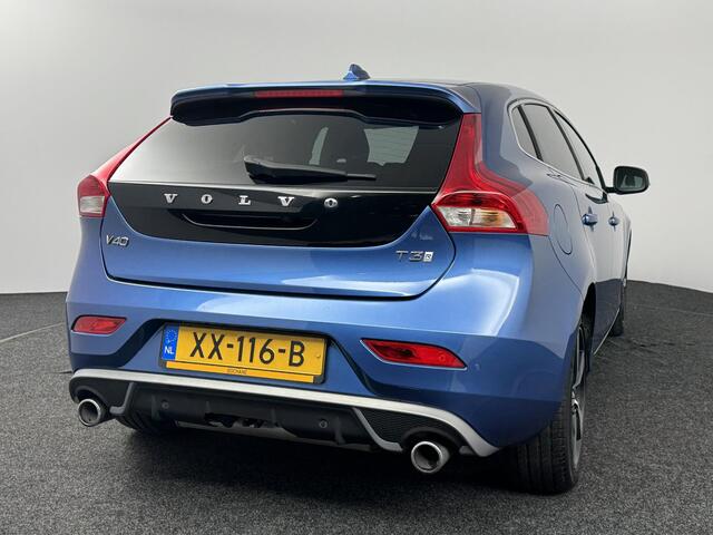 Volvo V40 1.5 T3 Polar+ Sport AUTOMAAT | AFNEEMBARE TREKHAAK | PANORAMADAK | ACHTERUITRIJCAMERA | PARKEERSENSOREN VOOR-EN ACHTER