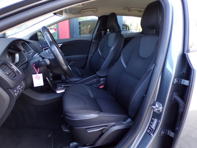Volvo V40 2.0 T2 Nordic+ Navi Internet Trekhaak NAP!
