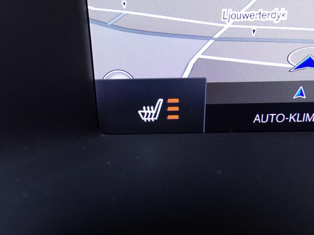 Volvo V40 2.0 T2 Nordic+ Navi Internet Trekhaak NAP!