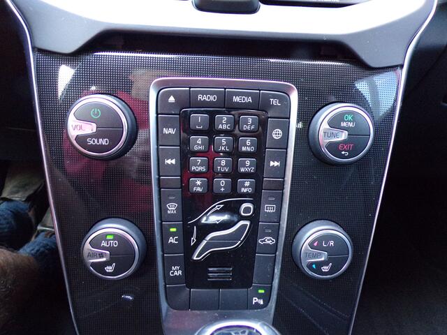 Volvo V40 2.0 T2 Nordic+ Navi Internet Trekhaak NAP!