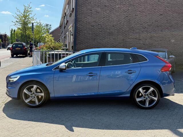 Volvo V40 2.0 D3 150 pk Geartronic R-Design