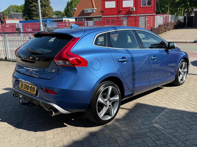 Volvo V40 2.0 D3 150 pk Geartronic R-Design