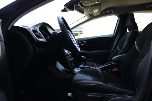 Volvo V40 2.0 D2 Edition
