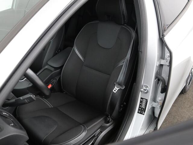 Volvo V40 2.0 D2 Momentum | Automaat | Full LED | Harman/Kardon | Trekhaak | Navigatie | Climate control | Cruise control | Parkeerhulp