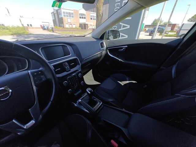 Volvo V40 2.0 T3 Nordic+ | Rijklaarprijs | Trekhaak |